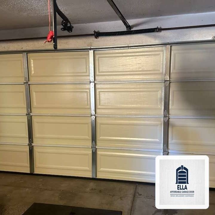 Off-Track Garage Door Emergency Realignment & Laser Calibration in Park Ridge, IL
